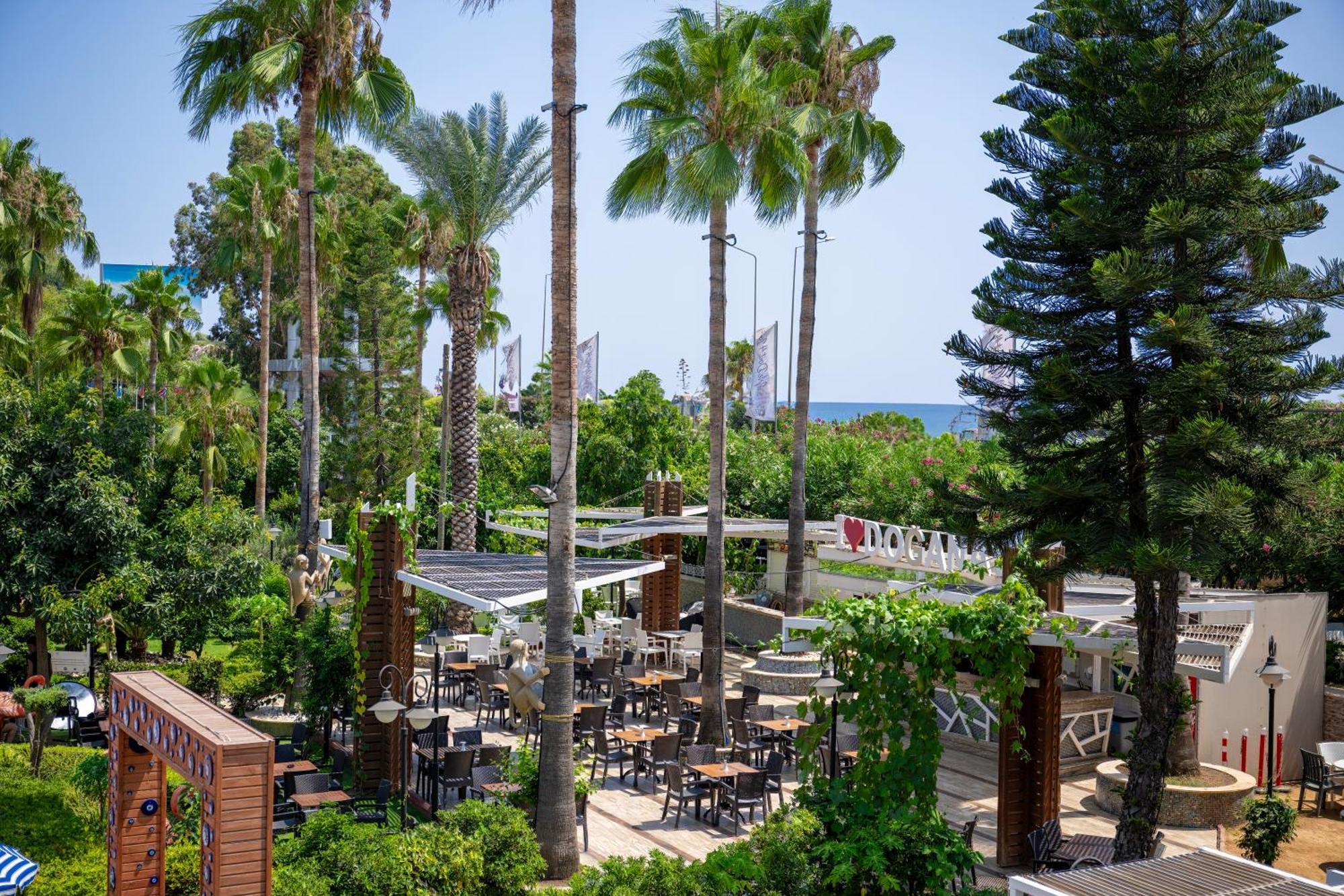 Beach Club Doganay Hotel Konakli Ngoại thất bức ảnh